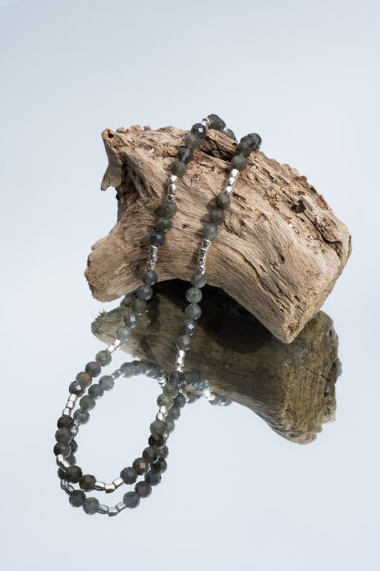 Chocker Ojo de Halcón