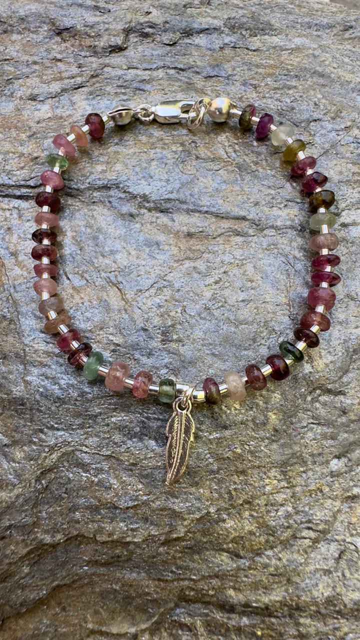 Pulsera Sin Fin Turmalina Pluma